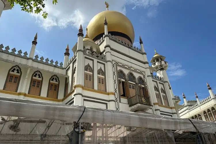 Singapore Highlights Thrilling Full-Day Island Tour with River Cruise