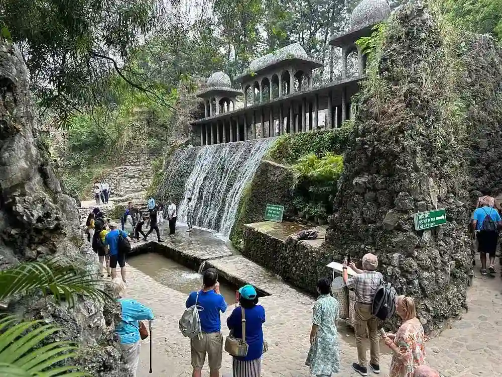 Private Chandigarh Day Tour from New Delhi Amazing City Highlights