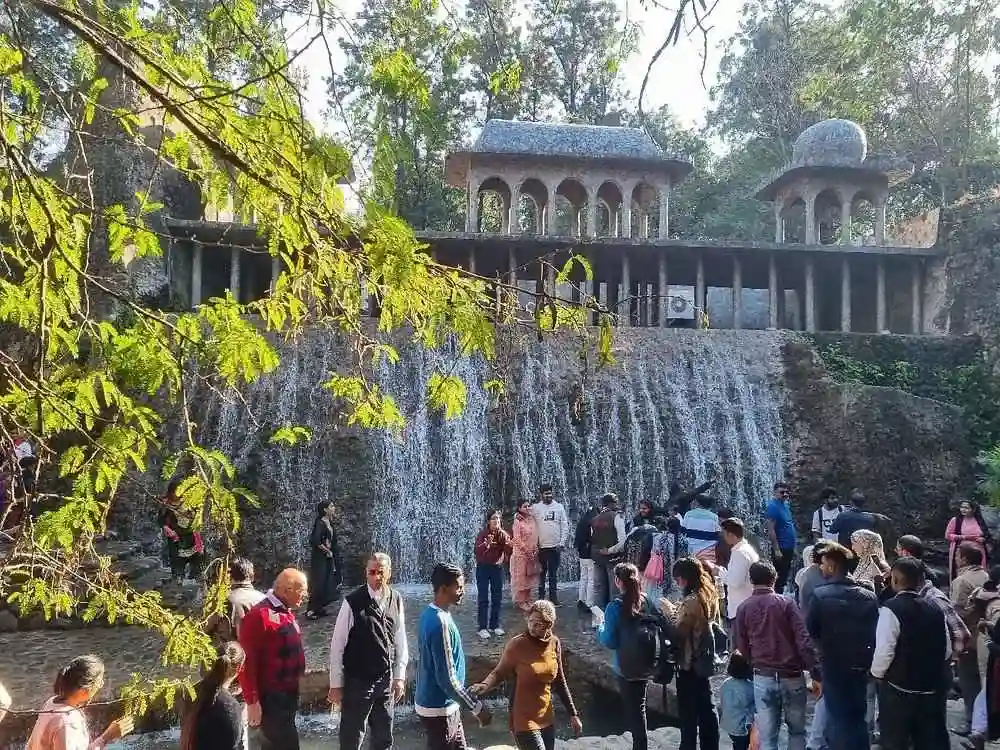 Private Chandigarh Day Tour from New Delhi Amazing City Highlights