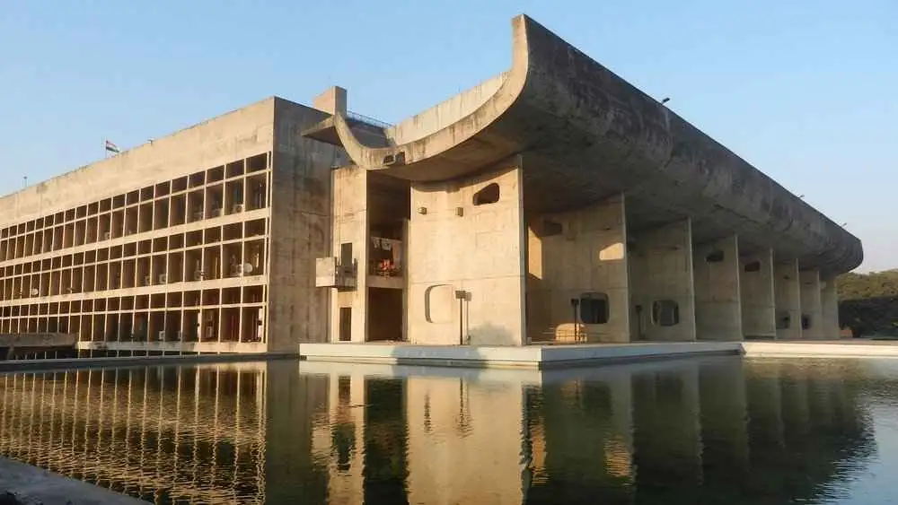 Private Chandigarh Day Tour from New Delhi Amazing City Highlights