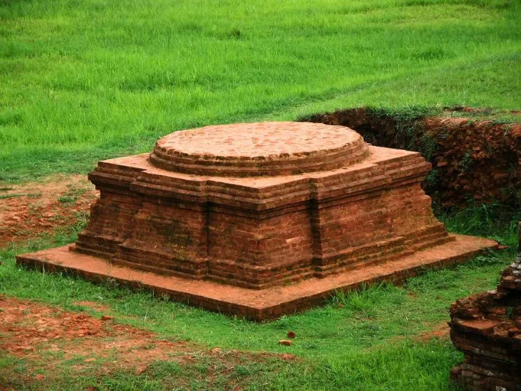 Amazing Private Sonargaon and Mainamati Day Tour from Dhaka