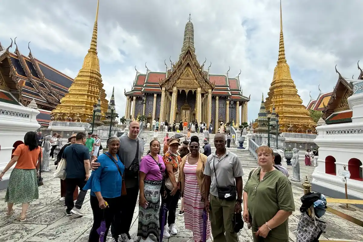 Ultimate Private Bangkok Tour: Grand Palace, Wat Phra Kaew & Wat Arun