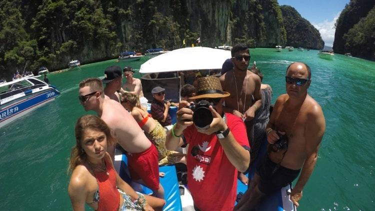 Amazing Phi Phi Islands and Khai Island Speedboat Escape Tour from Phuket