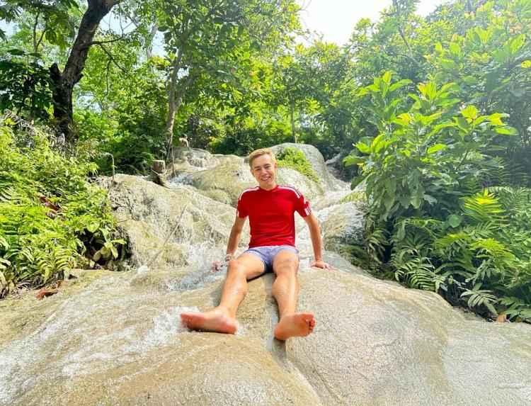 Bua Thong Sticky Waterfalls Private Tour from Chiang Mai Amazing Waterfall Adventure