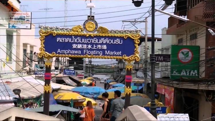 Amazing Private Bangkok Maeklong Railway and Amphawa Floating Market Tour Experience