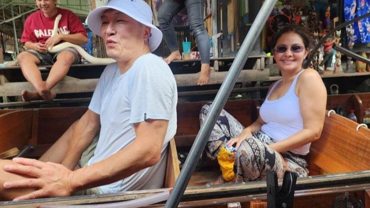 Amazing Private Bangkok Maeklong Railway and Amphawa Floating Market Tour Experience