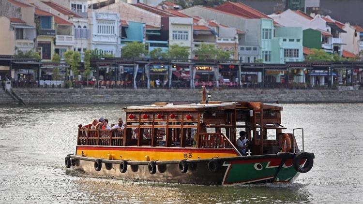 Exclusive Private Singapore Night Tour and Captivating River Cruise