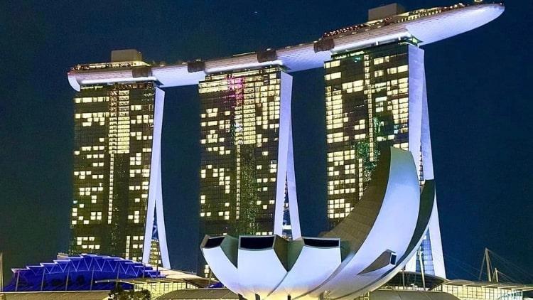 Exclusive Private Singapore Night Tour and Captivating River Cruise