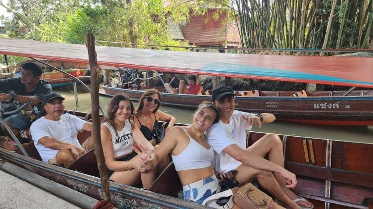 Exciting Private Day Tour to Maeklong Railway & Damnoen Saduak Floating Market from Bangkok – Authentic Thailand Experience