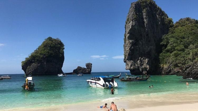 Phi Phi Islands and Maya Bay Tour by Speedboat from Krabi Ultimate Island Adventure