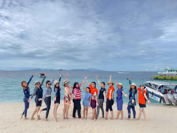 Early Bird Phi Phi and 4 Islands Tour from Krabi Incredible Day with Lunch
