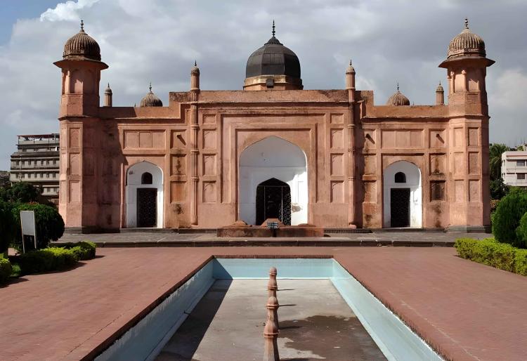 Dhaka City Tour Private Explore the Captivating Heritage of Bangladesh