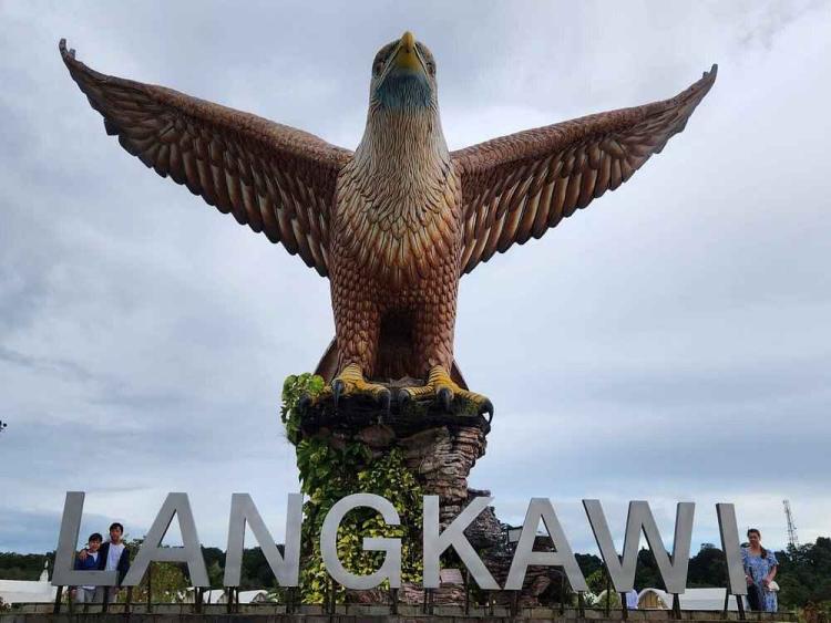 Langkawi Sky High Private Tour with SkyBridge and Cable Car Wonders