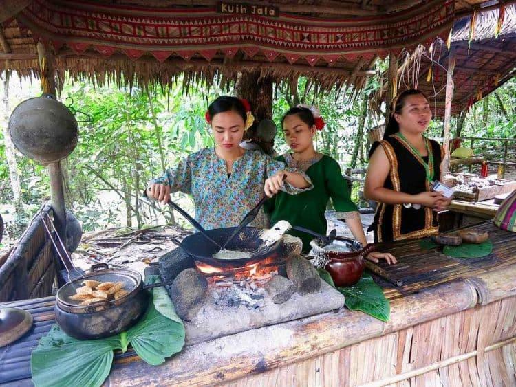 Mari-Mari Cultural Village Tour - Experience Borneo's Timeless Heritage and Culture