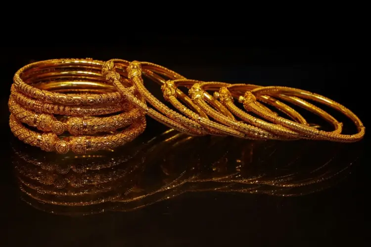 Private Dubai Gold Souk Shopping Transfer Shop with Ease